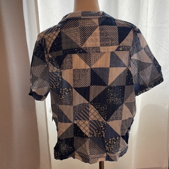 Collard top - Picture 2 of 10